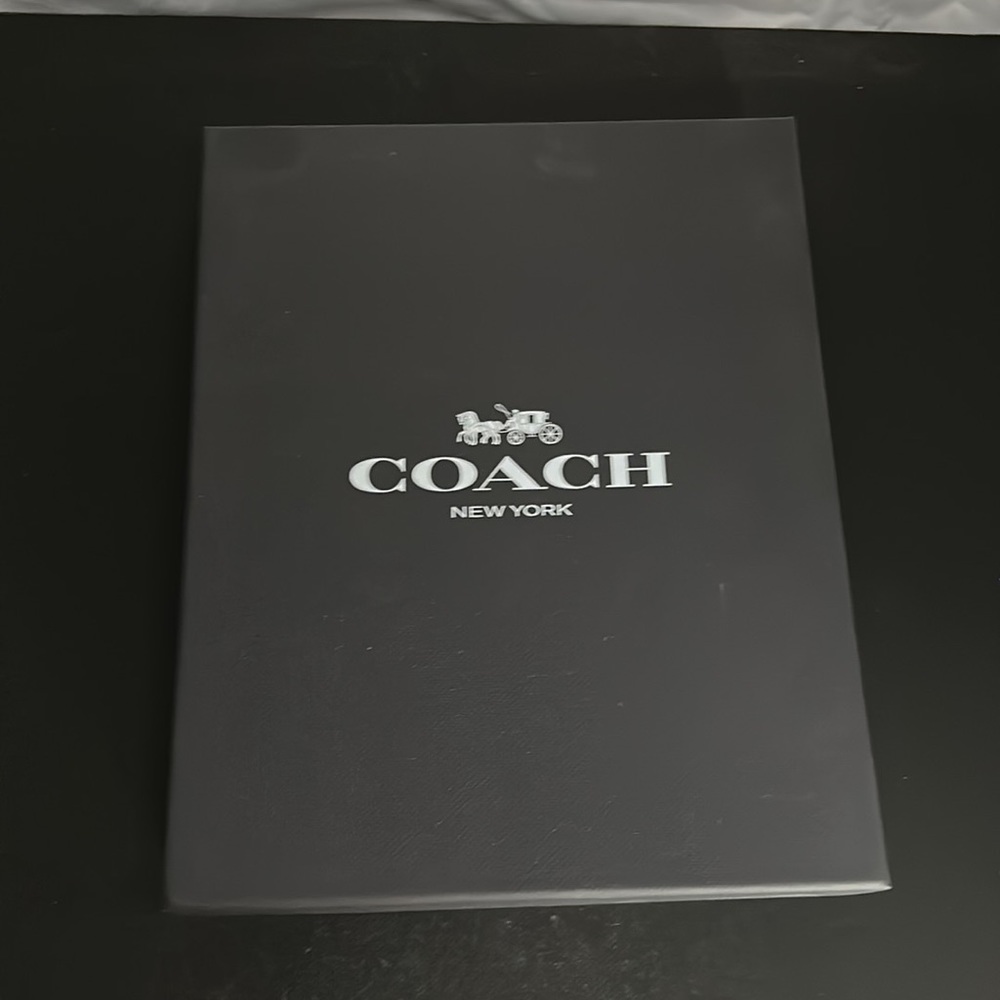 NWT Coach Rexy Turnlock Glovetanned Notebook leather Dinosaur Mascot Collectible - Picture 7 of 11